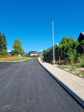 Rožna dolina - Železniška ulica v Lescah